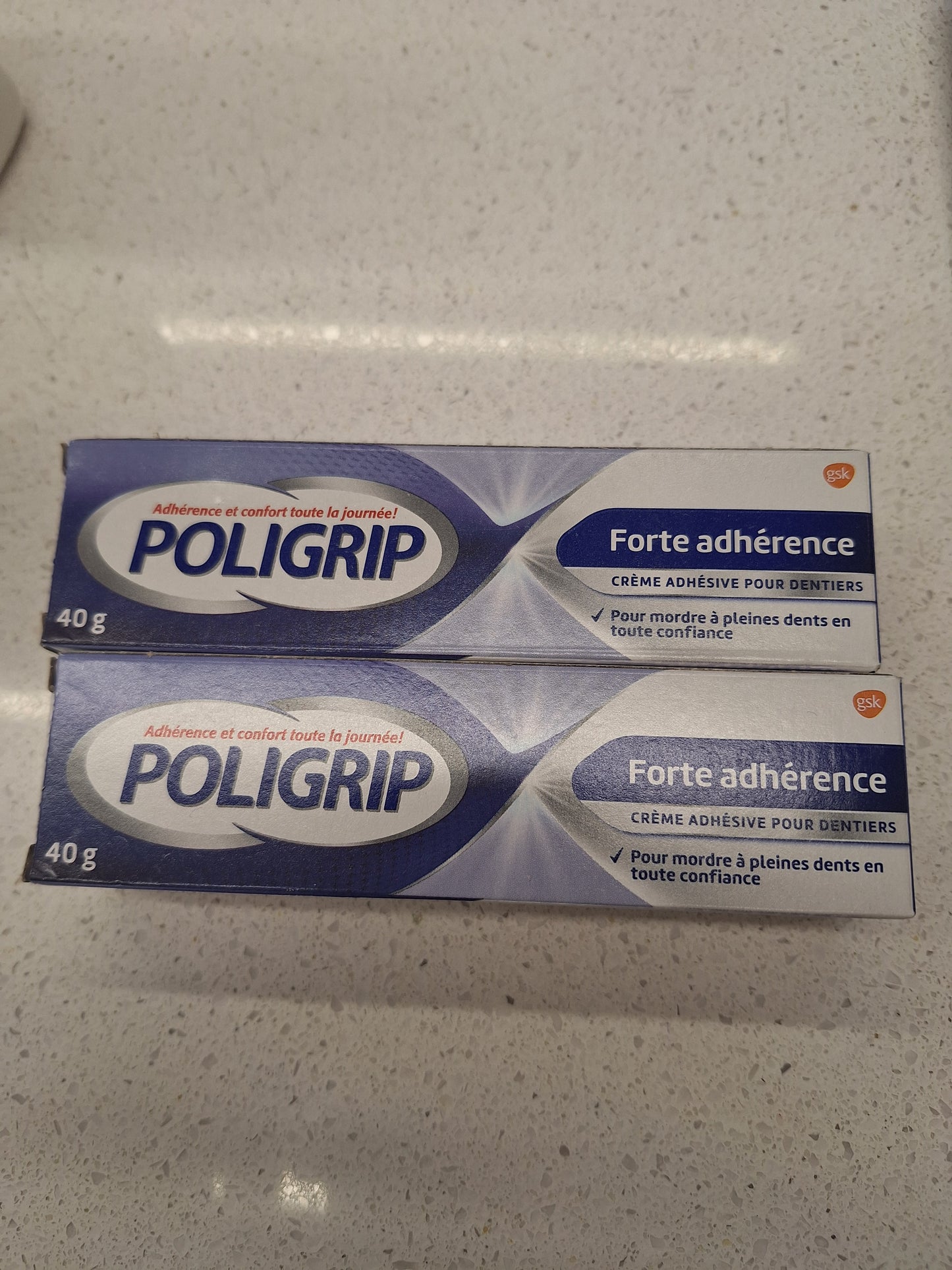 Poligrip denture cleanser